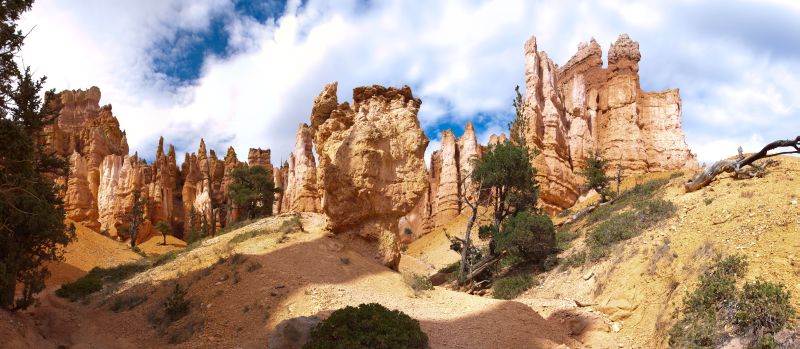 Bryce Canyon – Queens Garden Panorama 2
